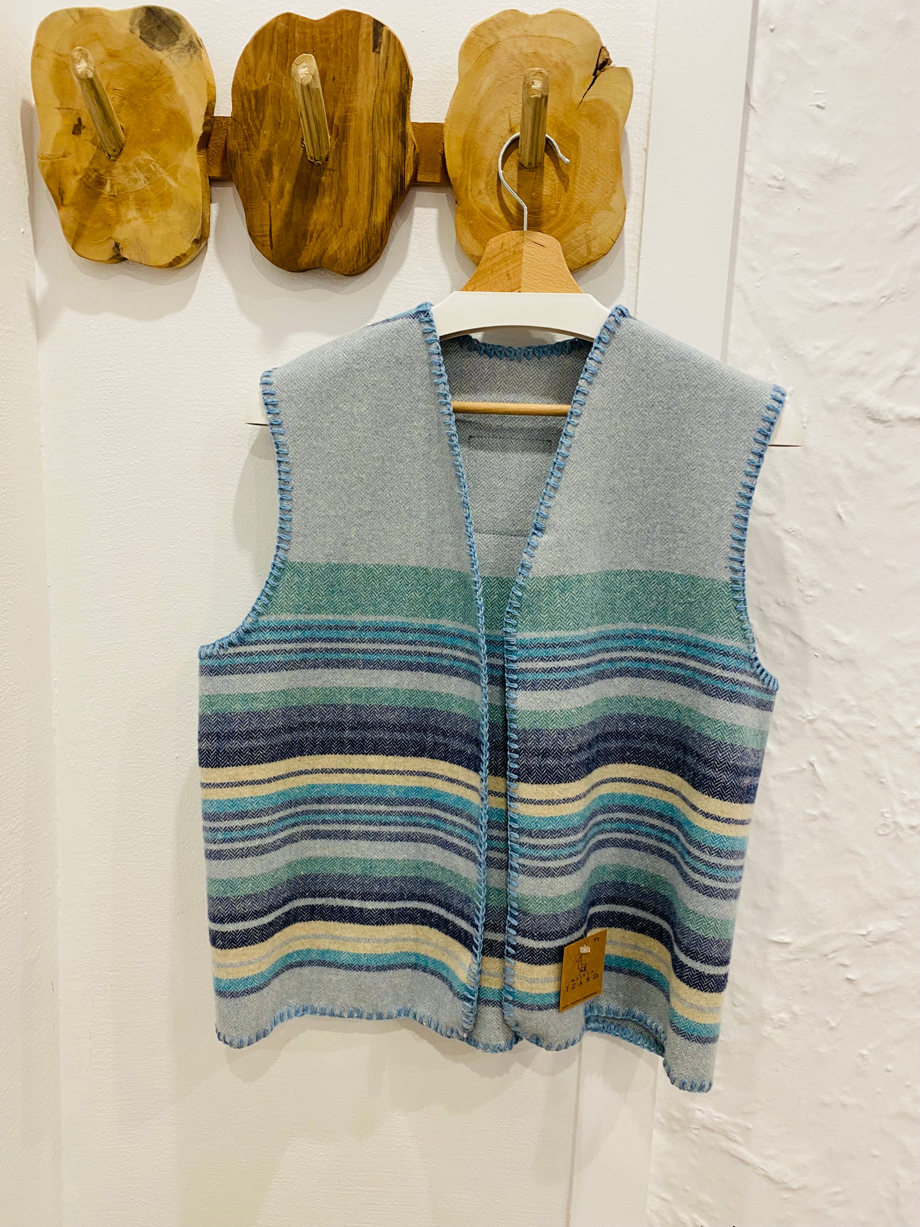 Gilet sans manche laine recyclée francaise, bayadère à rayures bleu océan, made in france, Pyrénées