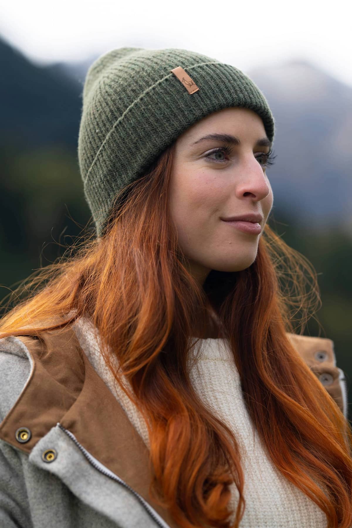 bonnet femme éthique et responsable, vert, en laine des Pyrénées et coton recyclé, made in France, maison izard