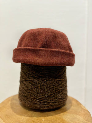 bonnet docker, homme, upcyclé, laine recyclée, cognac, made in France, maison Izard