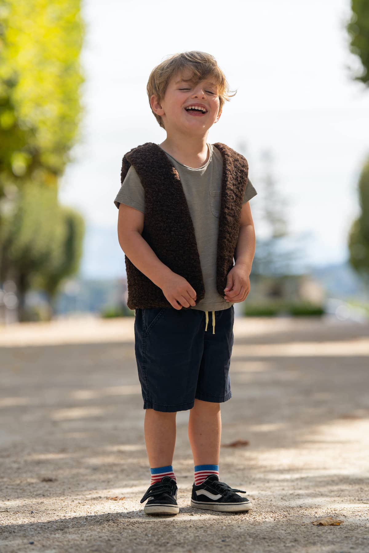 gilet mouton sans manches enfant, laine des Pyrénées, marron, made in France, Pyrénées, Maison Izard